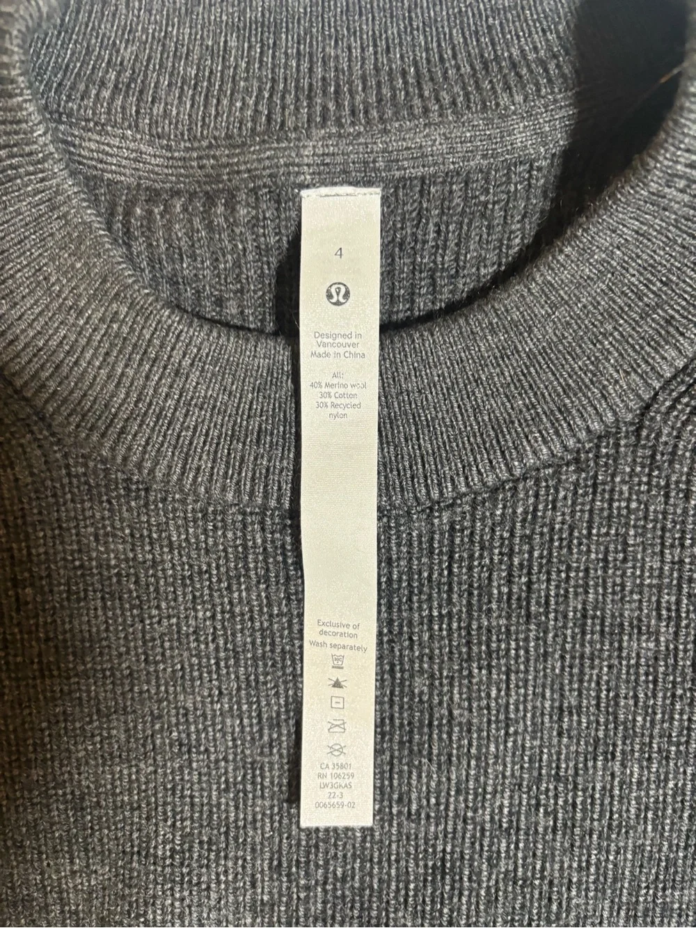 Lululemon Merino Wool Blend Ribbed Crewneck Sweater Woman Size 4 Gorpcore